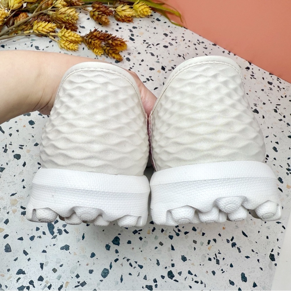 Skechers Go Walk Flex Women’s Slip Ins Cream Comfort Sneakers Sz 10 - Picture 9 of 10